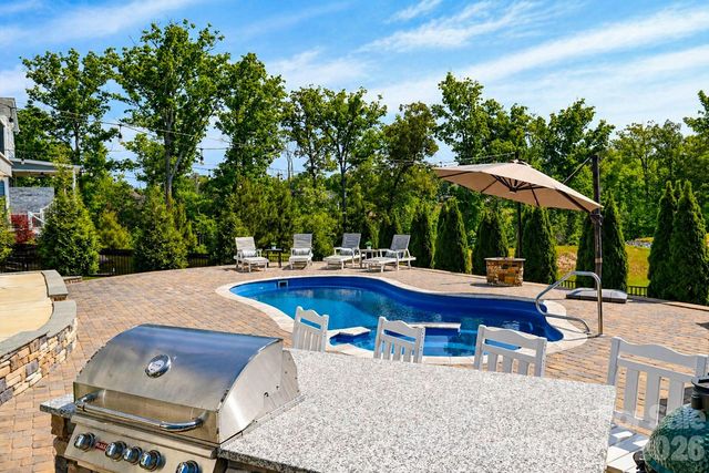 966 Chippenham Avenue, Lancaster, SC 29720