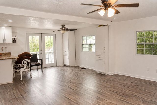 15355 SW 85 AVENUE, Dunnellon, FL 34432