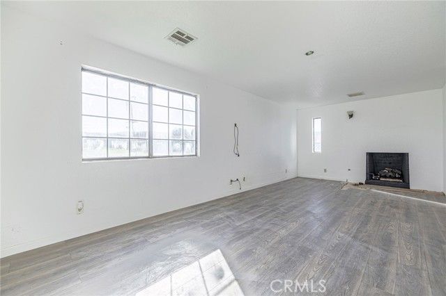 4835 W Avenue M6, Lancaster, CA 93536