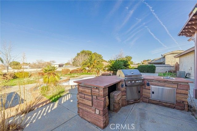 4835 W Avenue M6, Lancaster, CA 93536