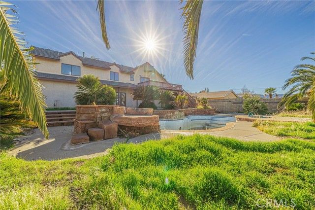 4835 W Avenue M6, Lancaster, CA 93536