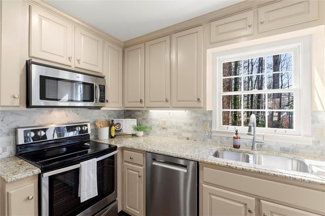 1098 Princeton NE Walk, Marietta, GA 30068