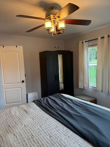 949 Kenyon Street, Downers Grove, IL 60516