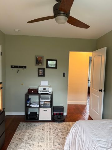 949 Kenyon Street, Downers Grove, IL 60516