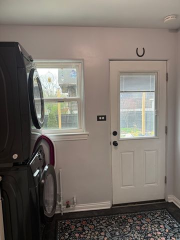 949 Kenyon Street, Downers Grove, IL 60516