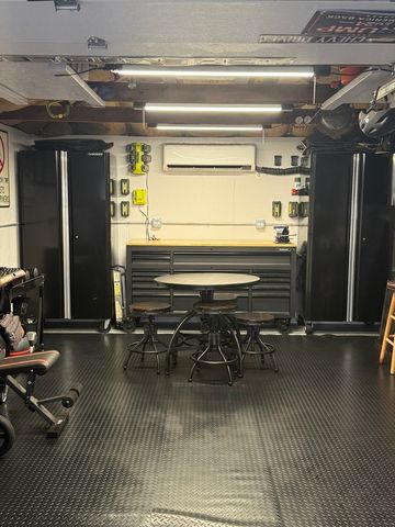 949 Kenyon Street, Downers Grove, IL 60516