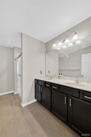 9507 Forman View Drive, St Louis, MO 63123