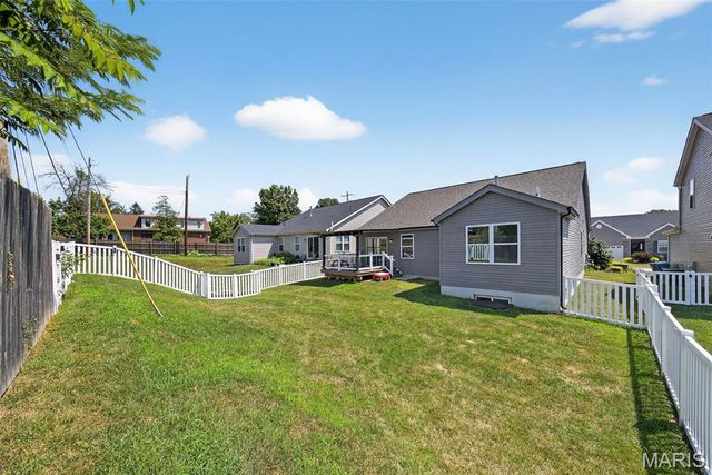 9507 Forman View Drive, St Louis, MO 63123