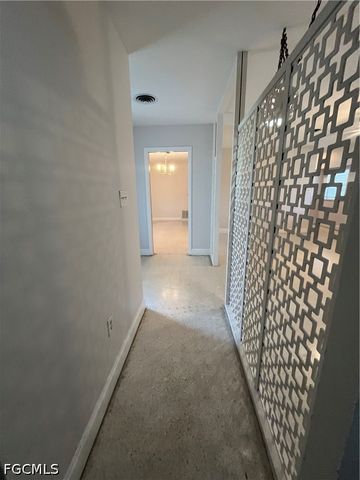 2031 Maravilla CIR, Fort Myers, FL 33901