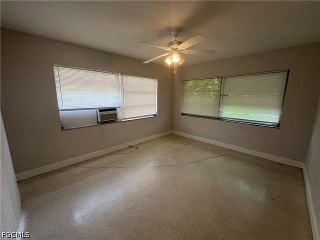 2031 Maravilla CIR, Fort Myers, FL 33901