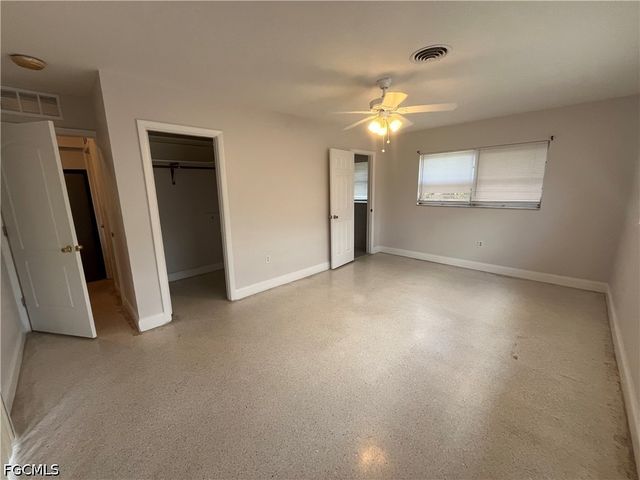 2031 Maravilla CIR, Fort Myers, FL 33901