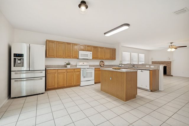 2208 Lookout Lane, Denton, TX 76207