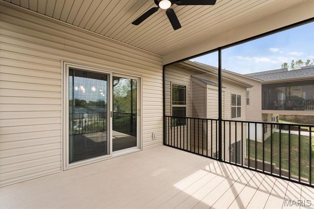 8085 Villa Valley Lane, Caseyville, IL 62232