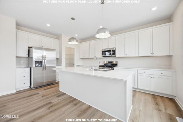 3720 Ten Mile Creek Drive, Sylvania, OH 43560