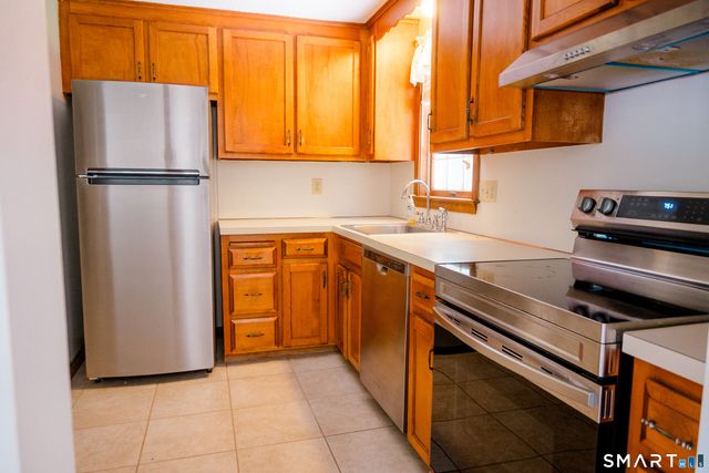 129 Deer Run Trail, Manchester, CT 06042