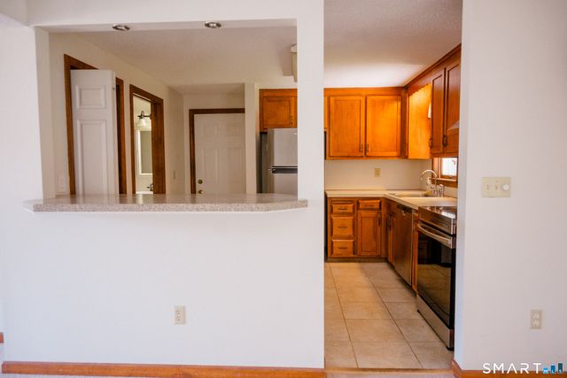 129 Deer Run Trail, Manchester, CT 06042