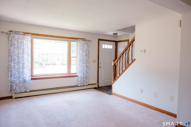 129 Deer Run Trail, Manchester, CT 06042