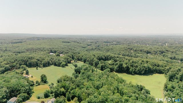 129 Deer Run Trail, Manchester, CT 06042