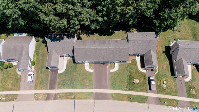 129 Deer Run Trail, Manchester, CT 06042