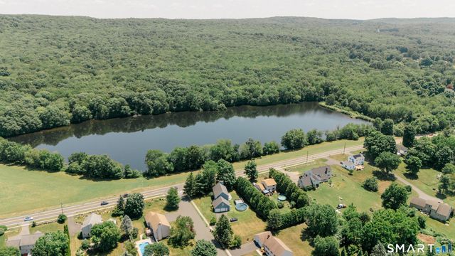129 Deer Run Trail, Manchester, CT 06042