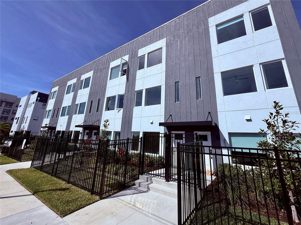 853 6TH AVENUE S, St Petersburg, FL 33701