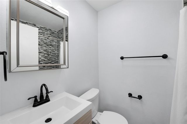 503 Bellmar Lane, Friendswood, TX 77546