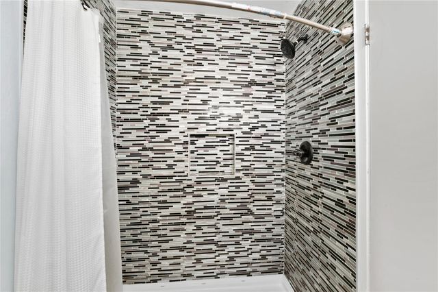 503 Bellmar Lane, Friendswood, TX 77546