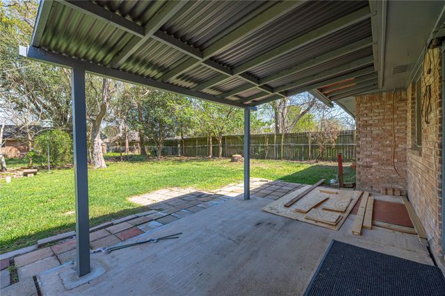 503 Bellmar Lane, Friendswood, TX 77546