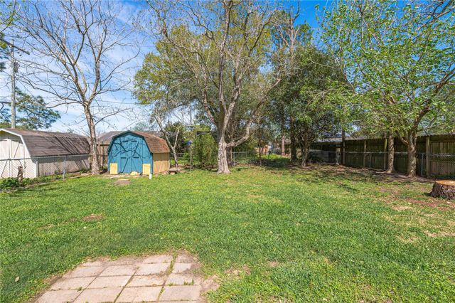 503 Bellmar Lane, Friendswood, TX 77546