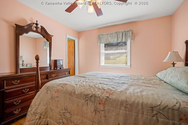 1559 Summit Drive, Charleston, WV 25302