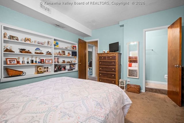 1559 Summit Drive, Charleston, WV 25302