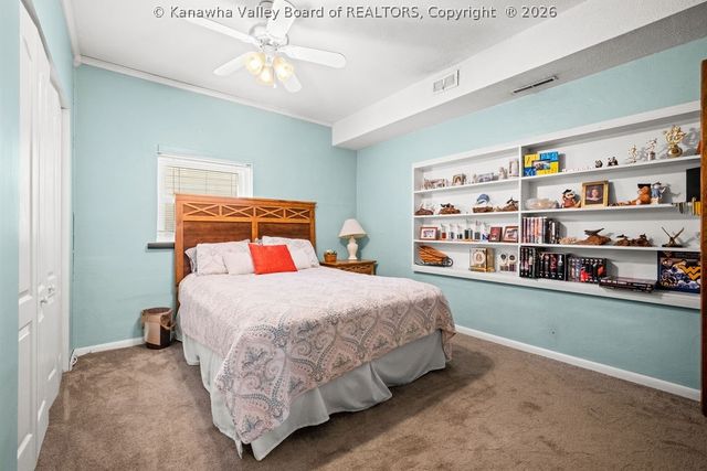 1559 Summit Drive, Charleston, WV 25302