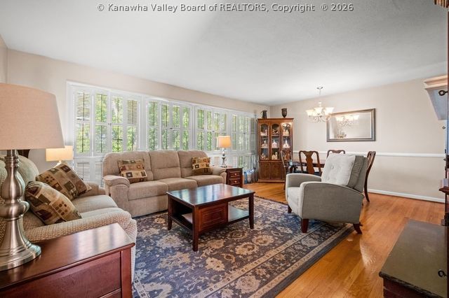 1559 Summit Drive, Charleston, WV 25302