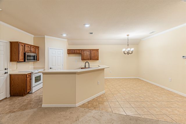 105 Sunglow Loop, Red Oak, TX 75154
