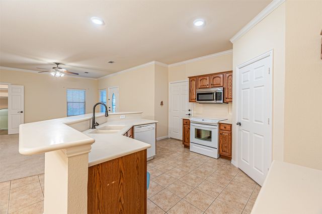 105 Sunglow Loop, Red Oak, TX 75154