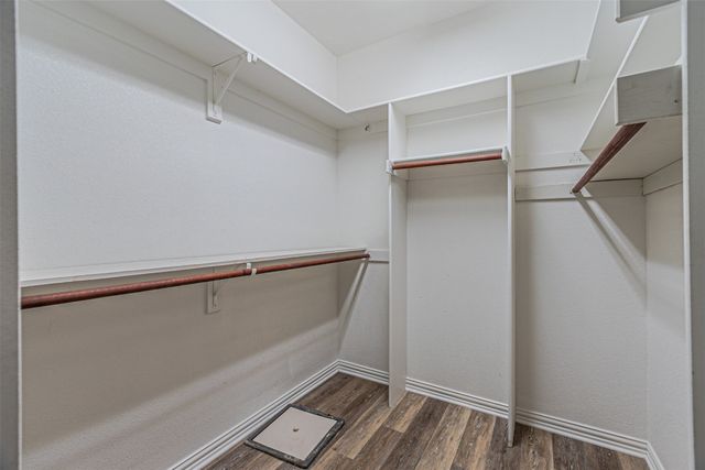 105 Sunglow Loop, Red Oak, TX 75154