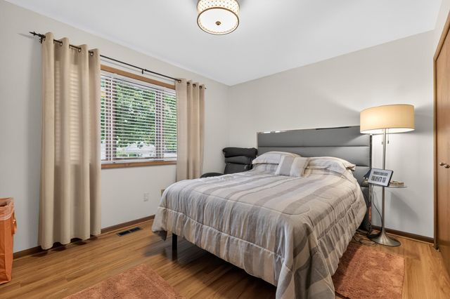 35075 Hillside Drive, Farmington Hills, MI 48335