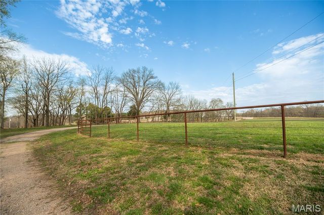 25097 State Highway 25, Bloomfield, MO 63825