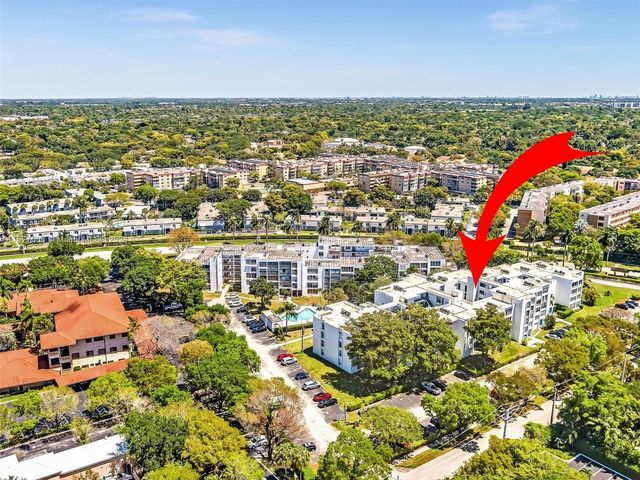 6921 Cypress Rd PH17, Plantation, FL 33317