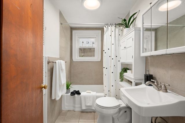 155 Ridge Rd, Revere, MA 02151