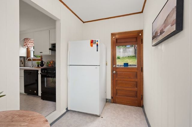 155 Ridge Rd, Revere, MA 02151