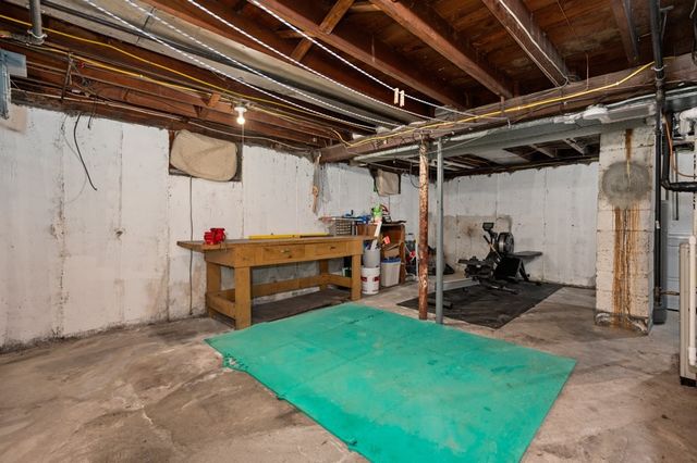 155 Ridge Rd, Revere, MA 02151