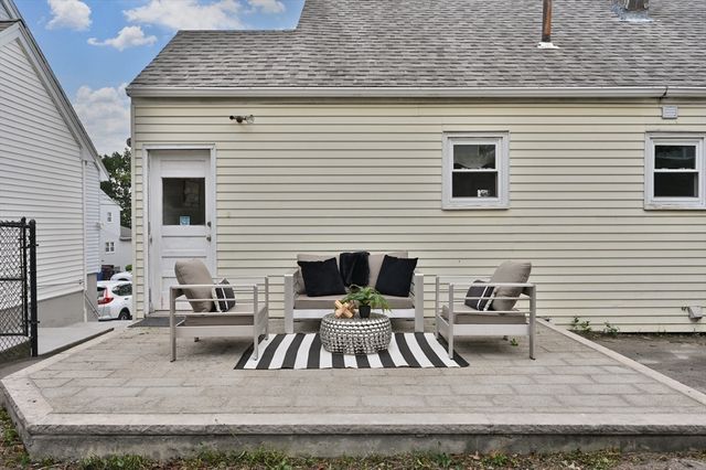 155 Ridge Rd, Revere, MA 02151