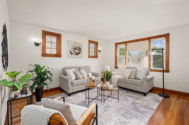155 Ridge Rd, Revere, MA 02151