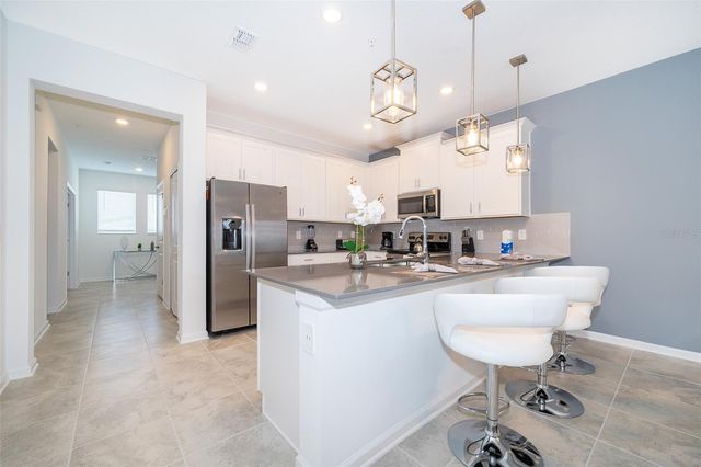 8861 CABOT CLIFFS DRIVE 104, Davenport, FL 33896