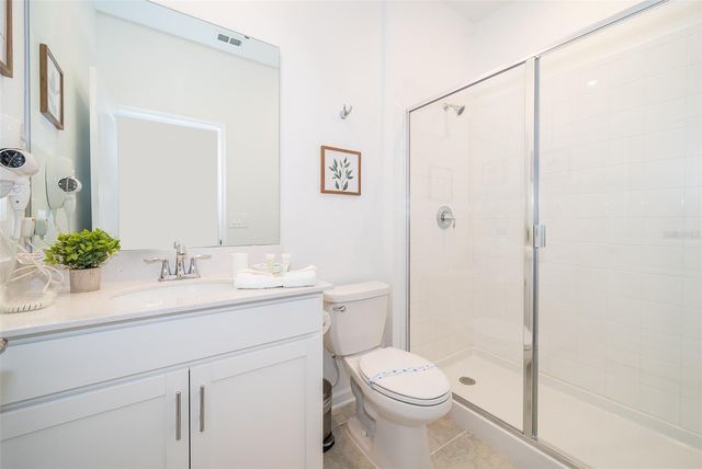 8861 CABOT CLIFFS DRIVE 104, Davenport, FL 33896