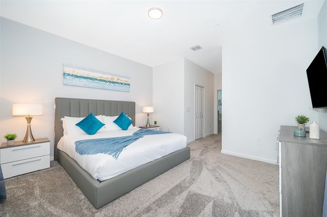 8861 CABOT CLIFFS DRIVE 104, Davenport, FL 33896