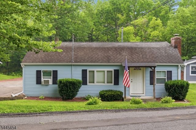 312 6Th St, Belvidere Twp., NJ 07823