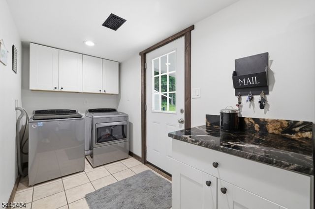 312 6Th St, Belvidere Twp., NJ 07823