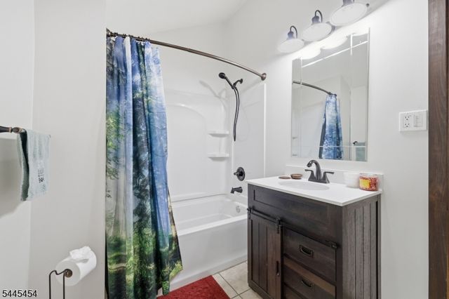 312 6Th St, Belvidere Twp., NJ 07823